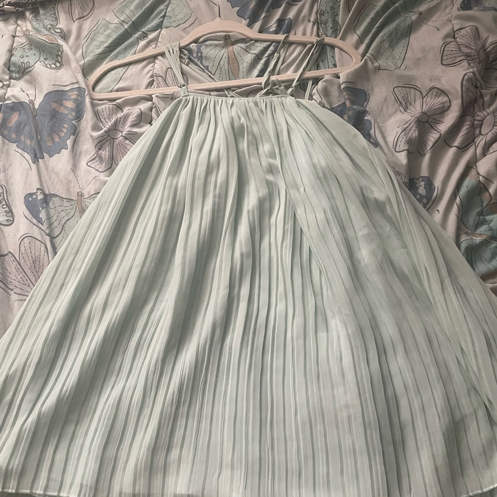 BCBGeneration Green Pleated Sundress for Wedding Guest